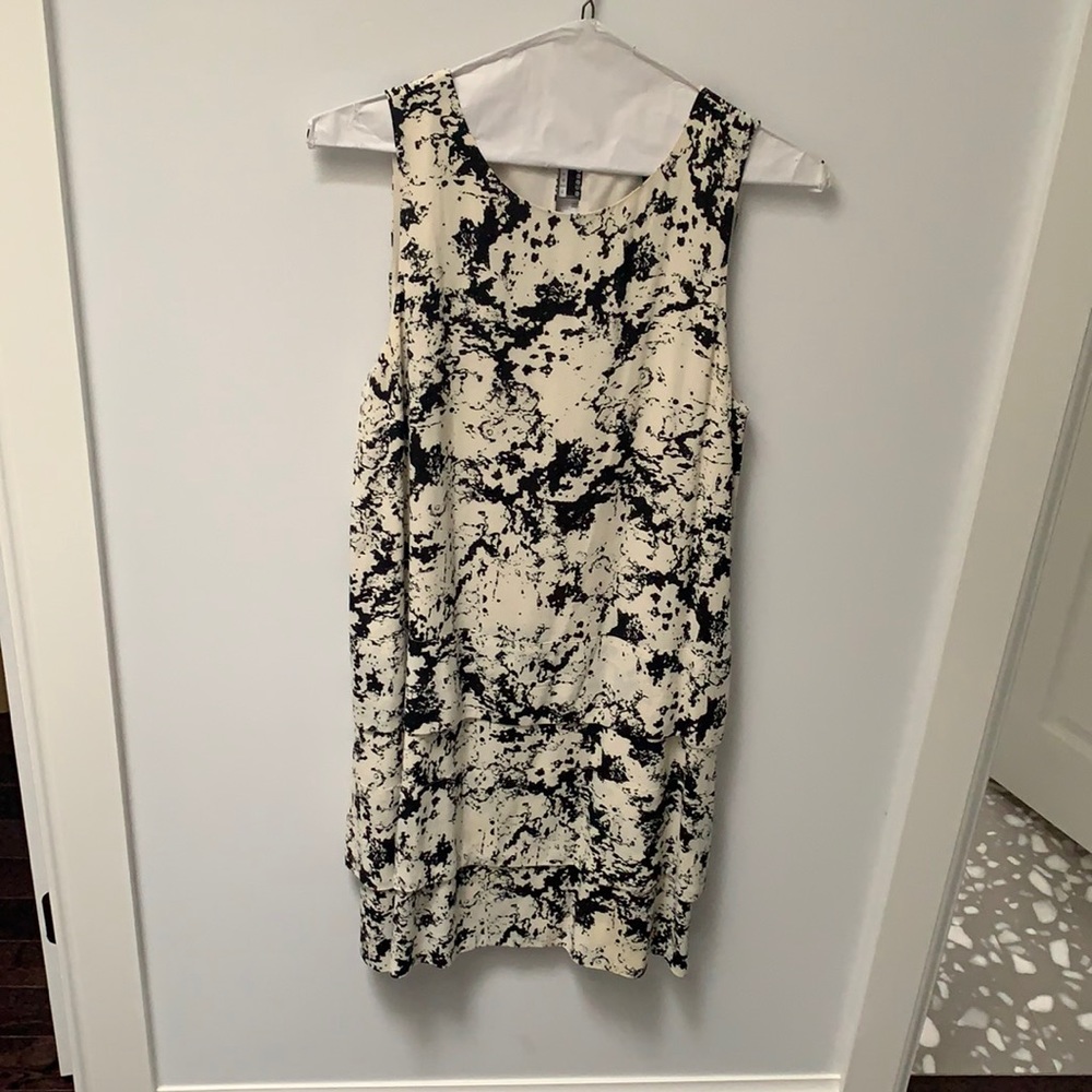 Banana Republic Dress light and flowy